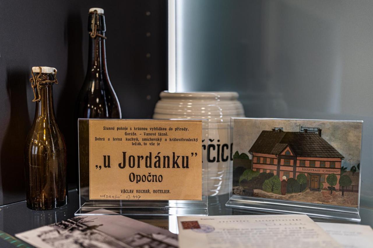 Hotel Jordanek Opocno Luaran gambar
