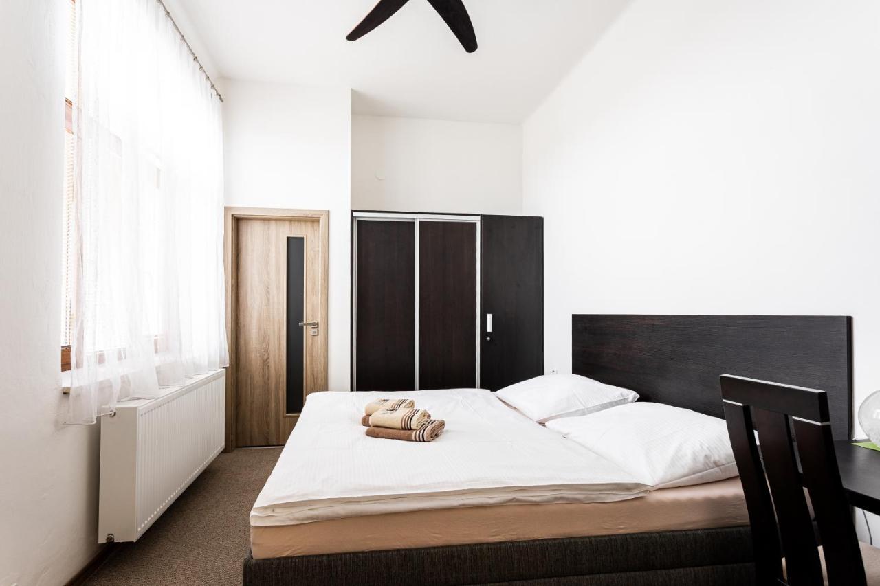 Hotel Jordanek Opocno Luaran gambar