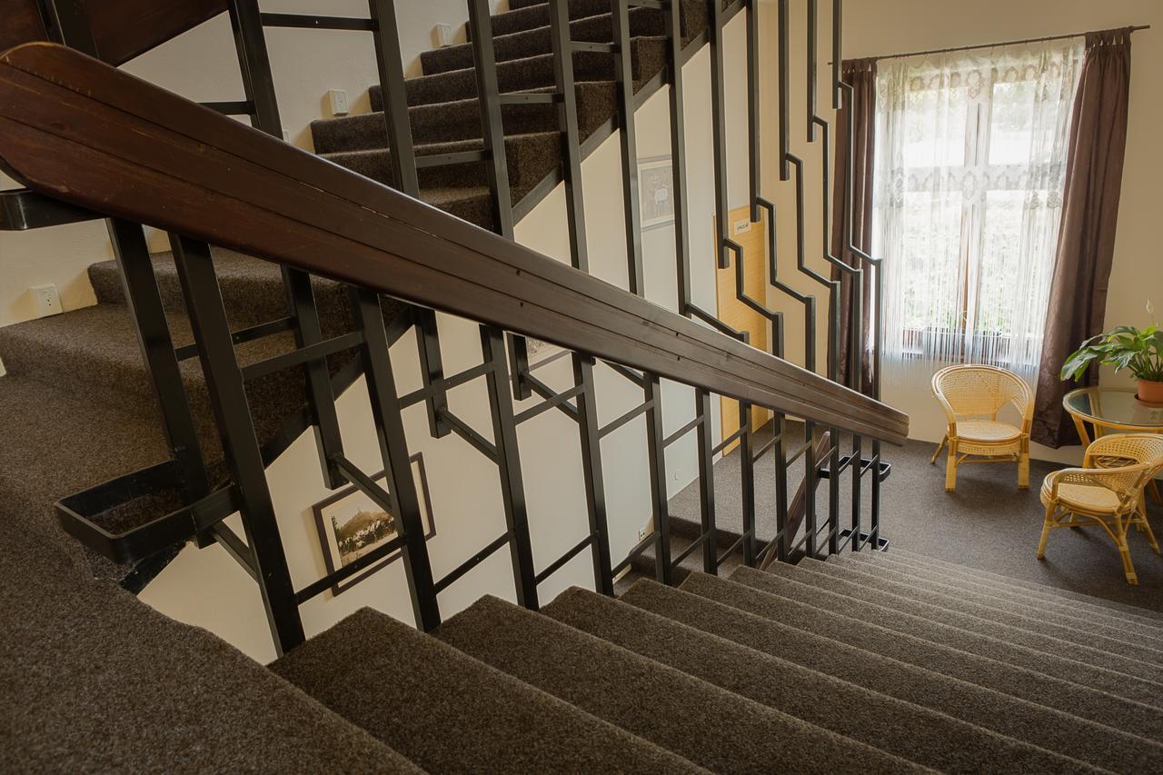 Hotel Jordanek Opocno Luaran gambar